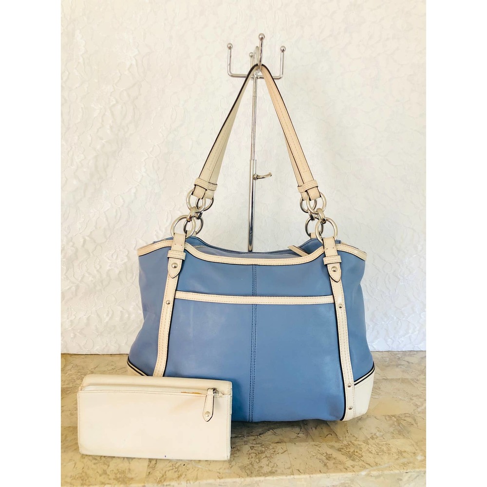Coach Blue and Cream Signature Tote - Picture 2 of 10